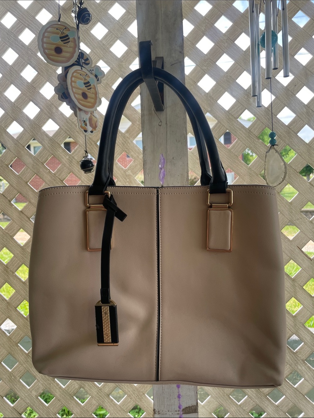 Stylish Cream Tote Bag with Black Handles - Classic Everyday Carry
